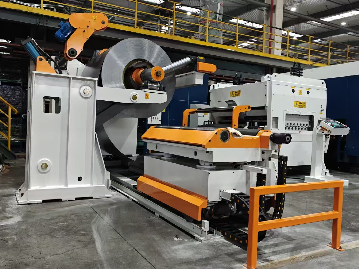 家電行業4.5m厚激光切割送料線